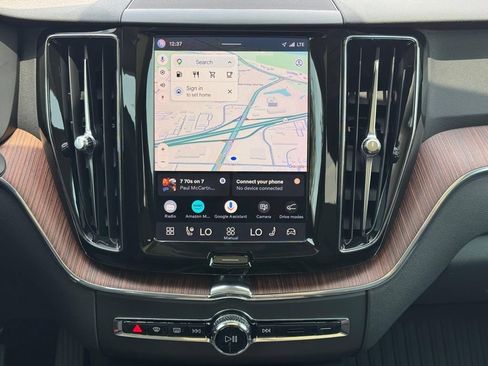 Certified 2023 Volvo XC60 B5 Plus w/ Climate Package AWD/4WD image 13