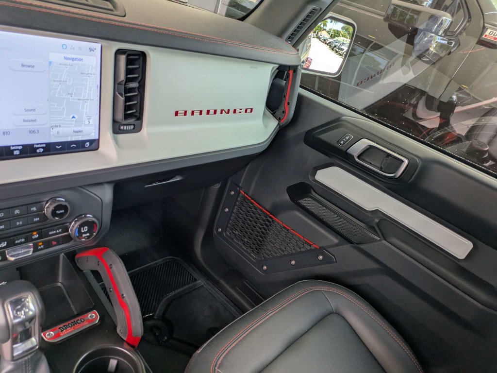 Used 2025 Ford Bronco Stroppe Edition AWD/4WD image 33
