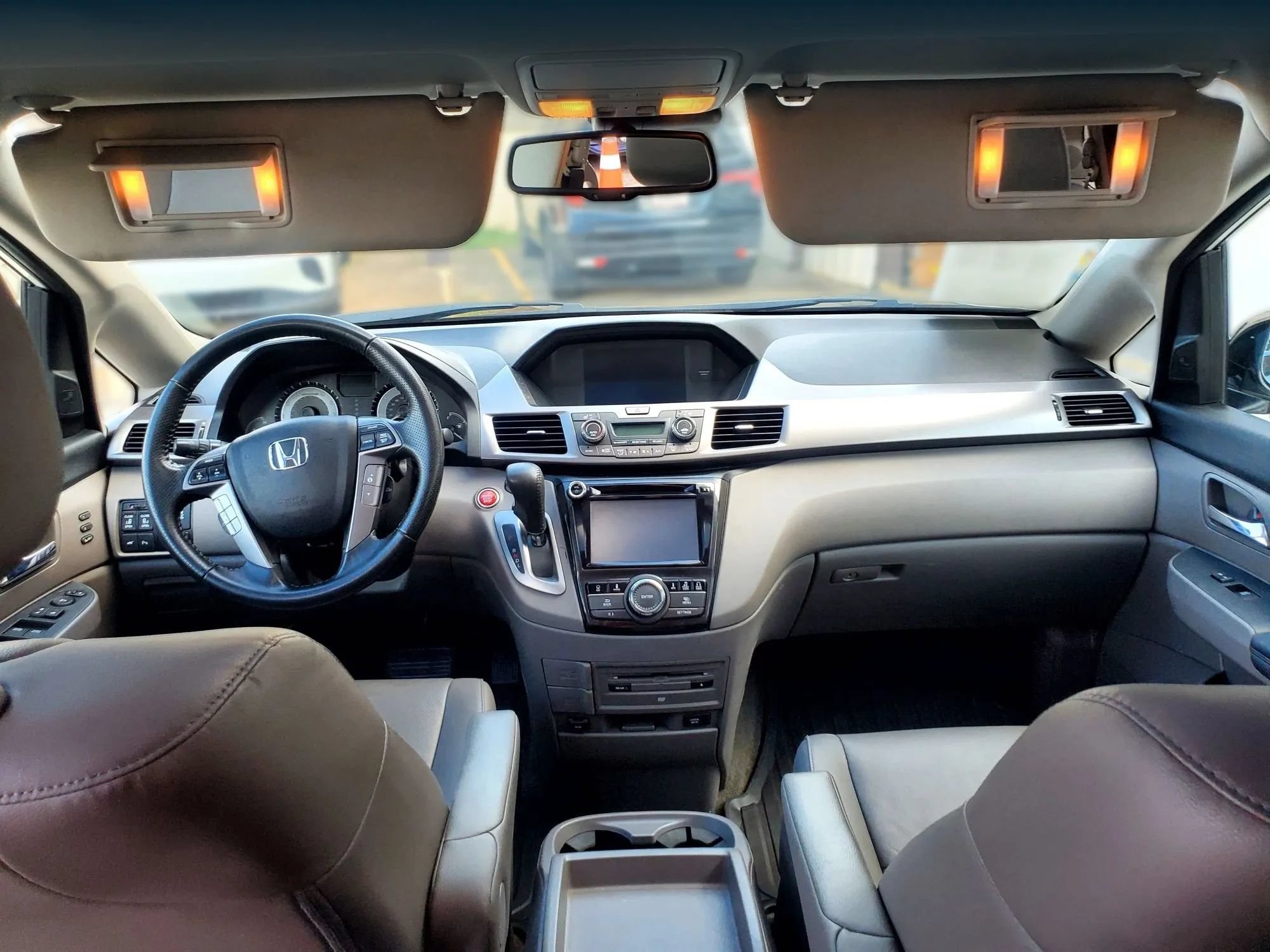 Used 2015 Honda Odyssey Touring Elite image 37