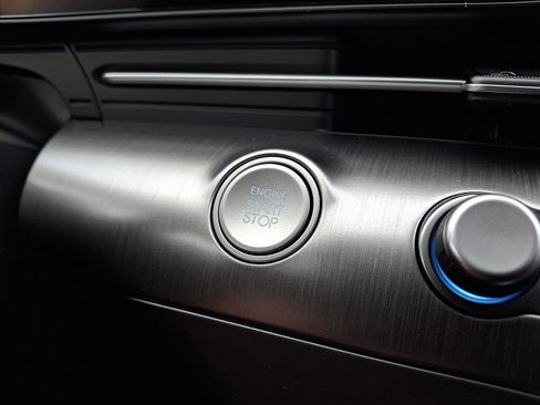 New 2026 Hyundai Kona SE image 14