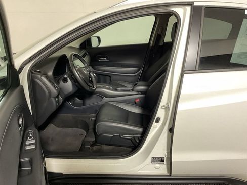 Used 2021 Honda HR-V EX-L image 19
