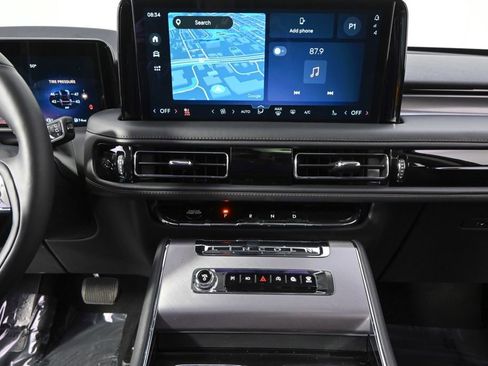 New 2026 Lincoln Aviator AWD image 26