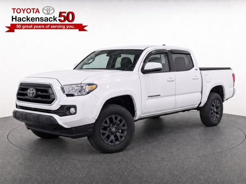 Used 2023 Toyota Tacoma SR5 w/ Black Out Package (TMS) AWD/4WD image 2