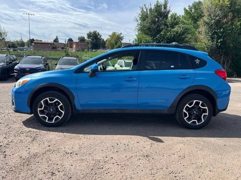 Used 2016 Subaru Crosstrek 2.0i Premium AWD/4WD image 2