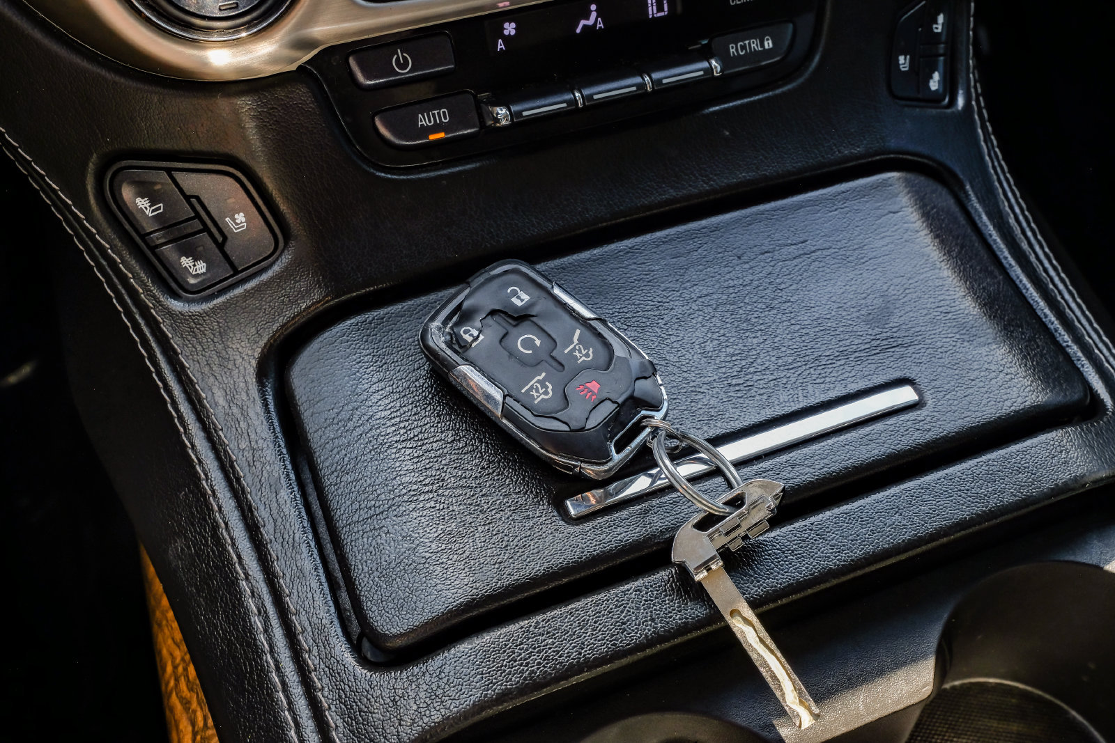 Used 2018 GMC Yukon Denali RWD image 68