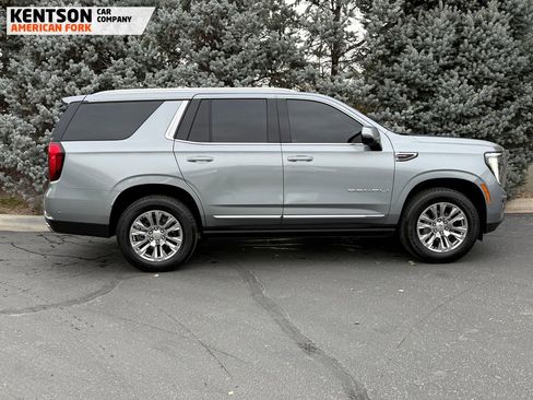 Used 2025 GMC Yukon Denali w/ Sun & Power Step Package image 10