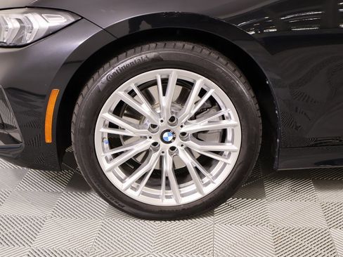 Used 2023 BMW 330i xDrive Sedan w/ Premium Package image 20