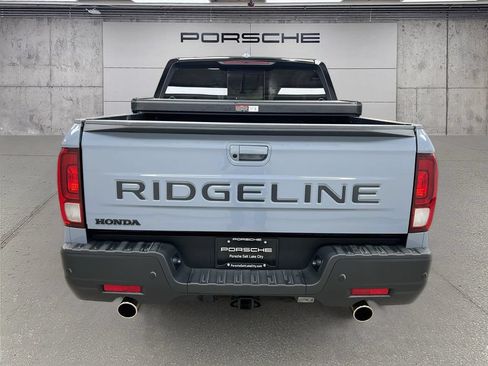 Used 2024 Honda Ridgeline Black Edition image 10