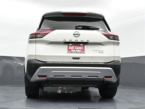 Used 2022 Nissan Rogue Platinum w/ Head-Up Display Package AWD/4WD image 33