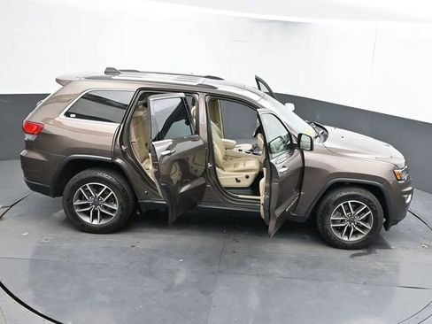 Used 2021 Jeep Grand Cherokee Limited w/ Premium Lighting Group image 71