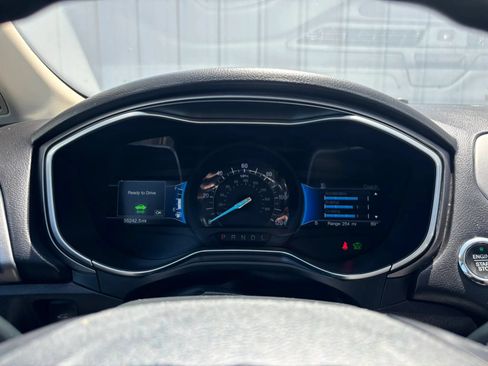 Used 2018 Ford Fusion S FWD image 24