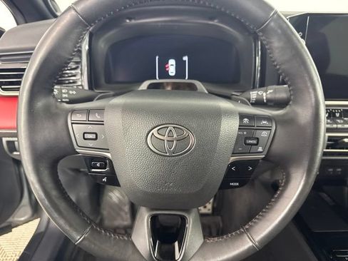 Used 2025 Toyota Camry XSE w/ Premium Plus Package AWD/4WD image 18
