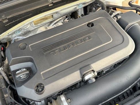 Certified 2023 Buick Envision Preferred w/ Sport Touring Package image 36