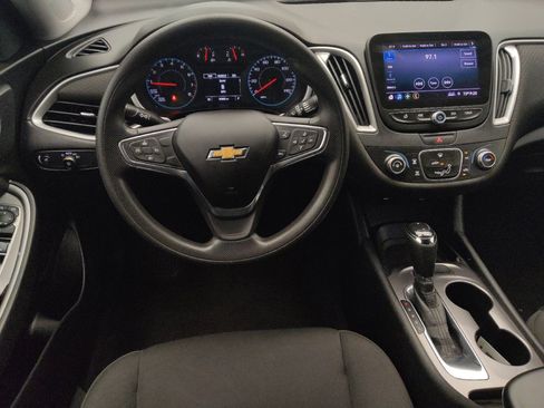 Used 2019 Chevrolet Malibu LS image 22
