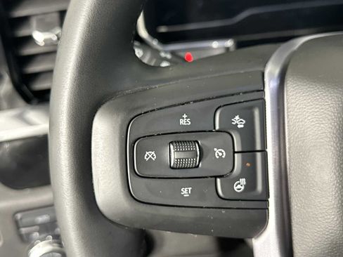 Used 2025 GMC Sierra 1500 SLT image 25