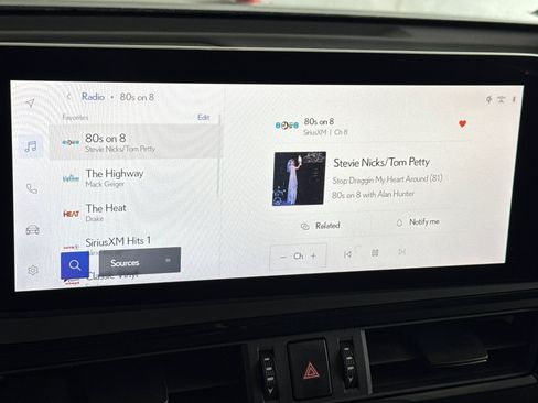Used 2023 Lexus ES 350 w/ Accessory Package (Z1) FWD image 19