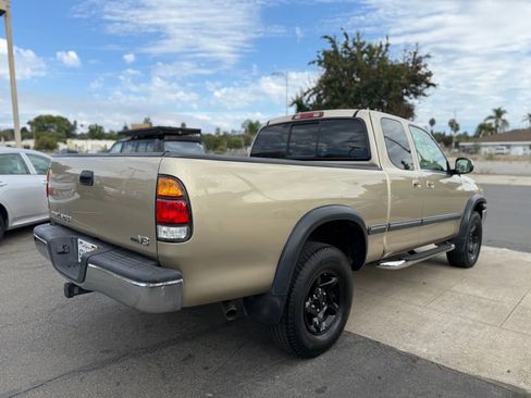 Used 2002 Toyota Tundra SR5 image 11