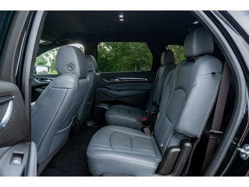 Used 2024 Buick Enclave Essence w/ Sport Touring Edition FWD image 13