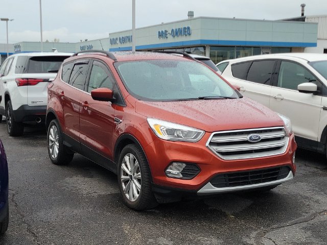 Used 2019 Ford Escape SEL FWD image 2