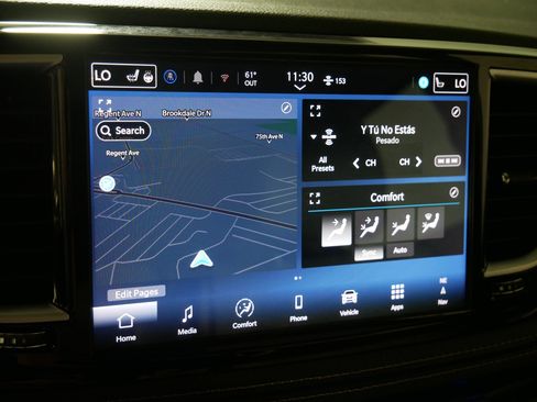 Used 2021 Chrysler Pacifica Limited AWD/4WD image 29