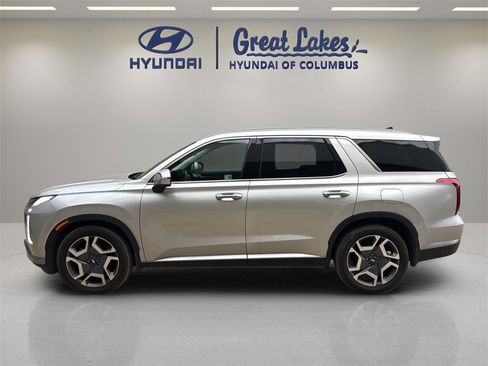 Certified 2025 Hyundai Palisade SEL image 2