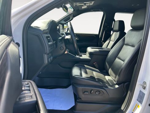 Used 2021 Chevrolet Tahoe LT w/ Luxury Package image 11