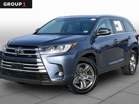 Used 2019 Toyota Highlander Limited Platinum AWD/4WD image 1