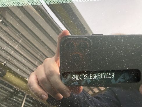 Used 2024 Kia Niro EX image 43