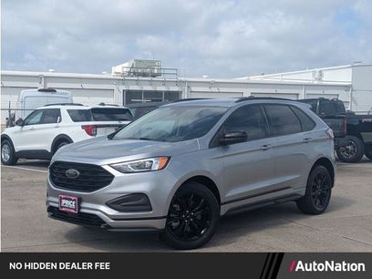 Used 2024 Ford Edge SE w/ Black Appearance Package