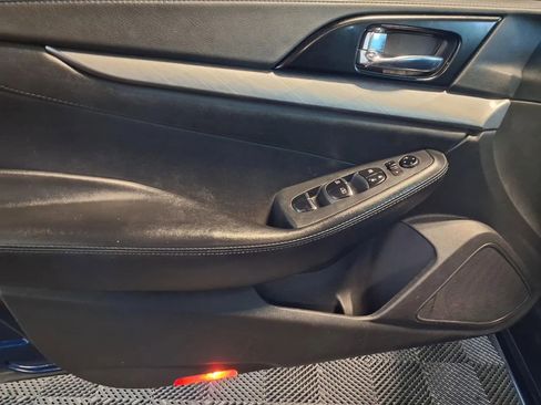Used 2017 Nissan Maxima 3.5 S FWD image 14