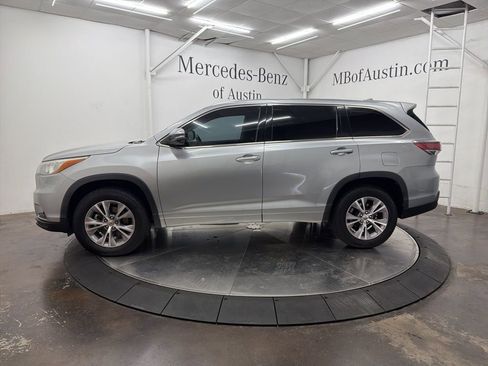 Used 2015 Toyota Highlander Plus image 4