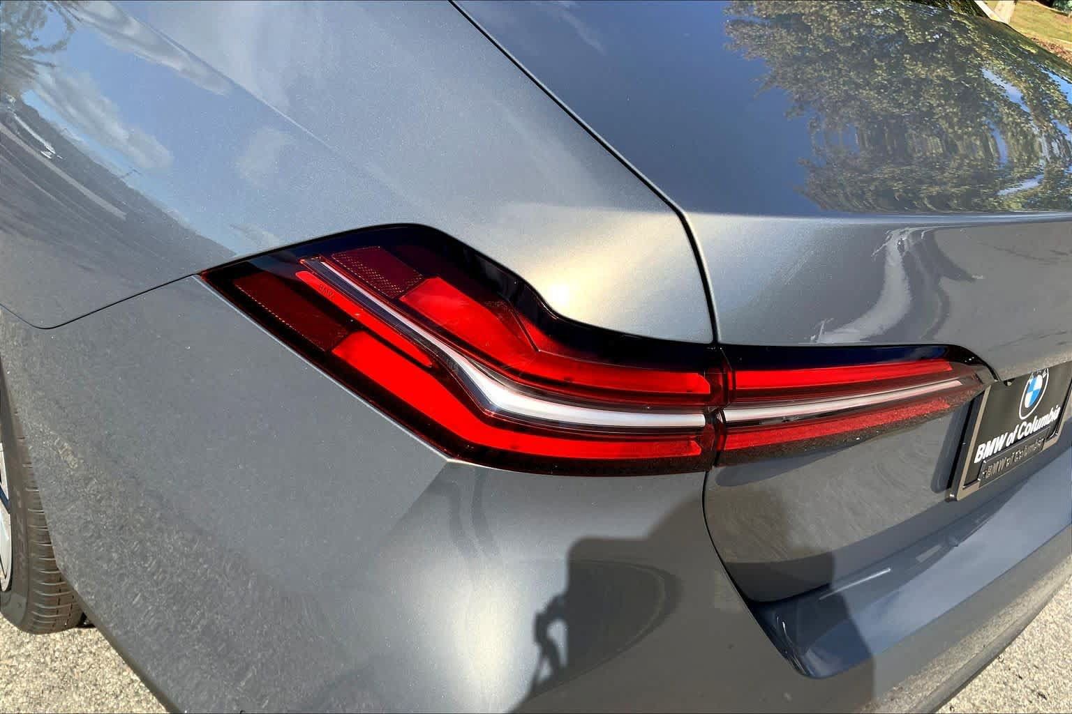 Used 2026 BMW 530i w/ Premium Package RWD image 14