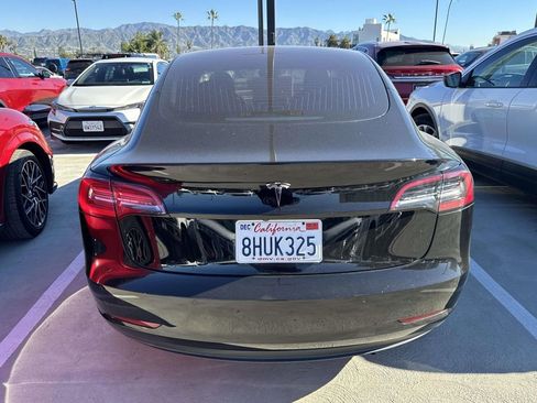 Used 2018 Tesla Model 3 Mid Range image 10
