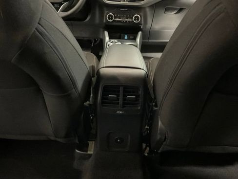 Used 2023 Ford Escape Active AWD/4WD image 32
