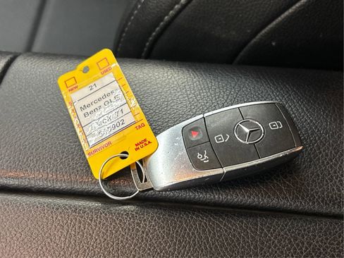 Used 2021 Mercedes-Benz GLE 350 GLE 350 4MATIC Sport Utility 4 image 42