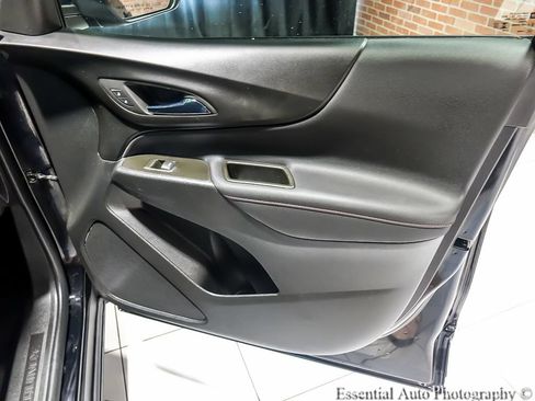 Used 2023 Chevrolet Equinox RS w/ LPO, Floor Liner Package AWD/4WD image 29