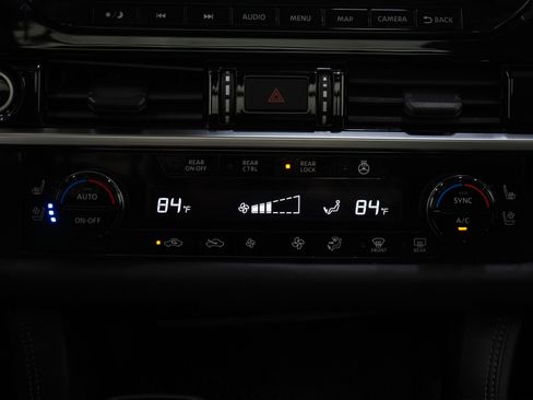 Used 2023 Nissan Pathfinder Platinum w/ Cargo Package AWD/4WD image 21