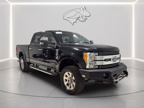 Certified 2017 Ford F250 Lariat w/ Lariat Ultimate Package AWD/4WD image 7