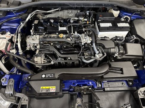 Used 2023 Toyota Corolla Cross XLE w/ Convenience Package image 14