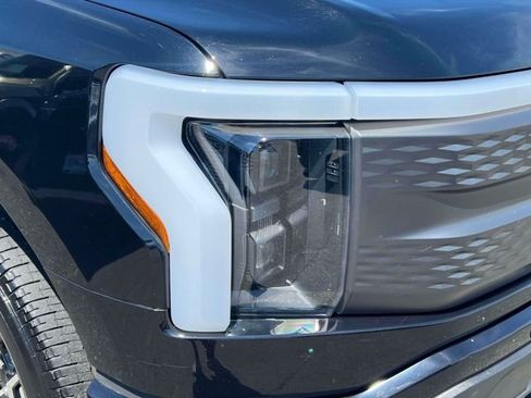 Used 2023 Ford F150 Lightning XLT AWD/4WD image 12