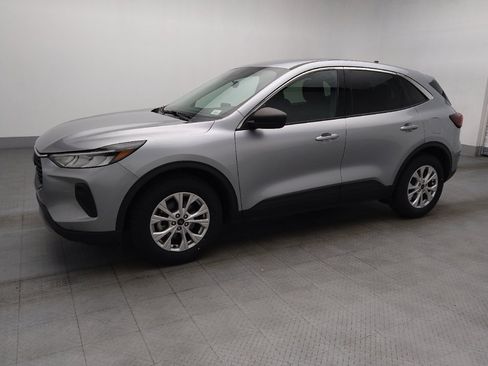 Used 2024 Ford Escape Active FWD image 2