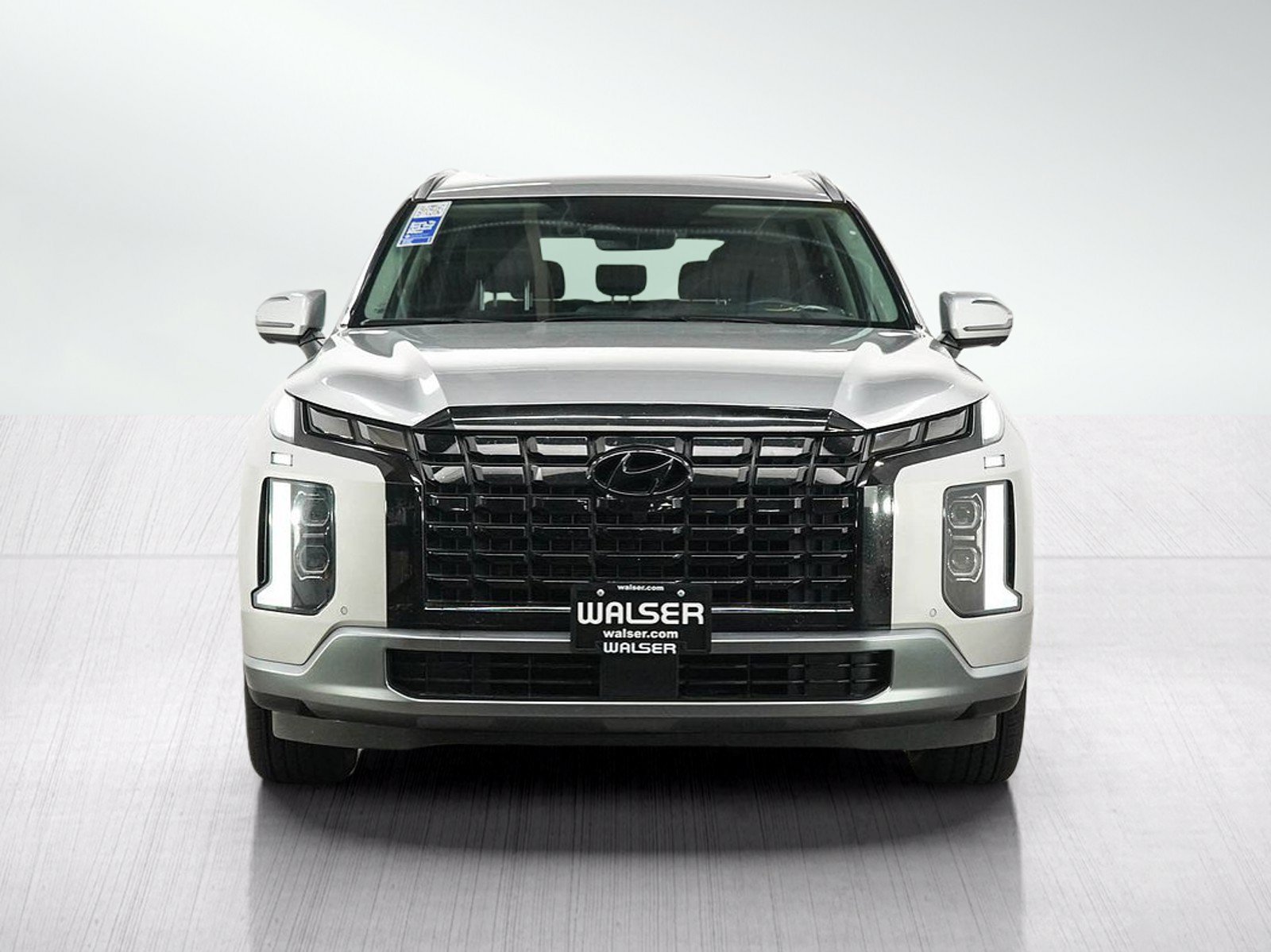 Used 2025 Hyundai Palisade Limited AWD/4WD image 8
