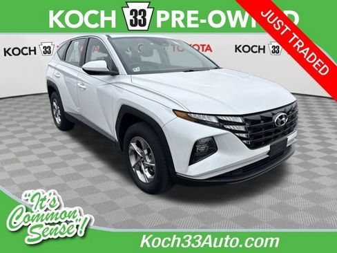 Used 2022 Hyundai Tucson SE image 1