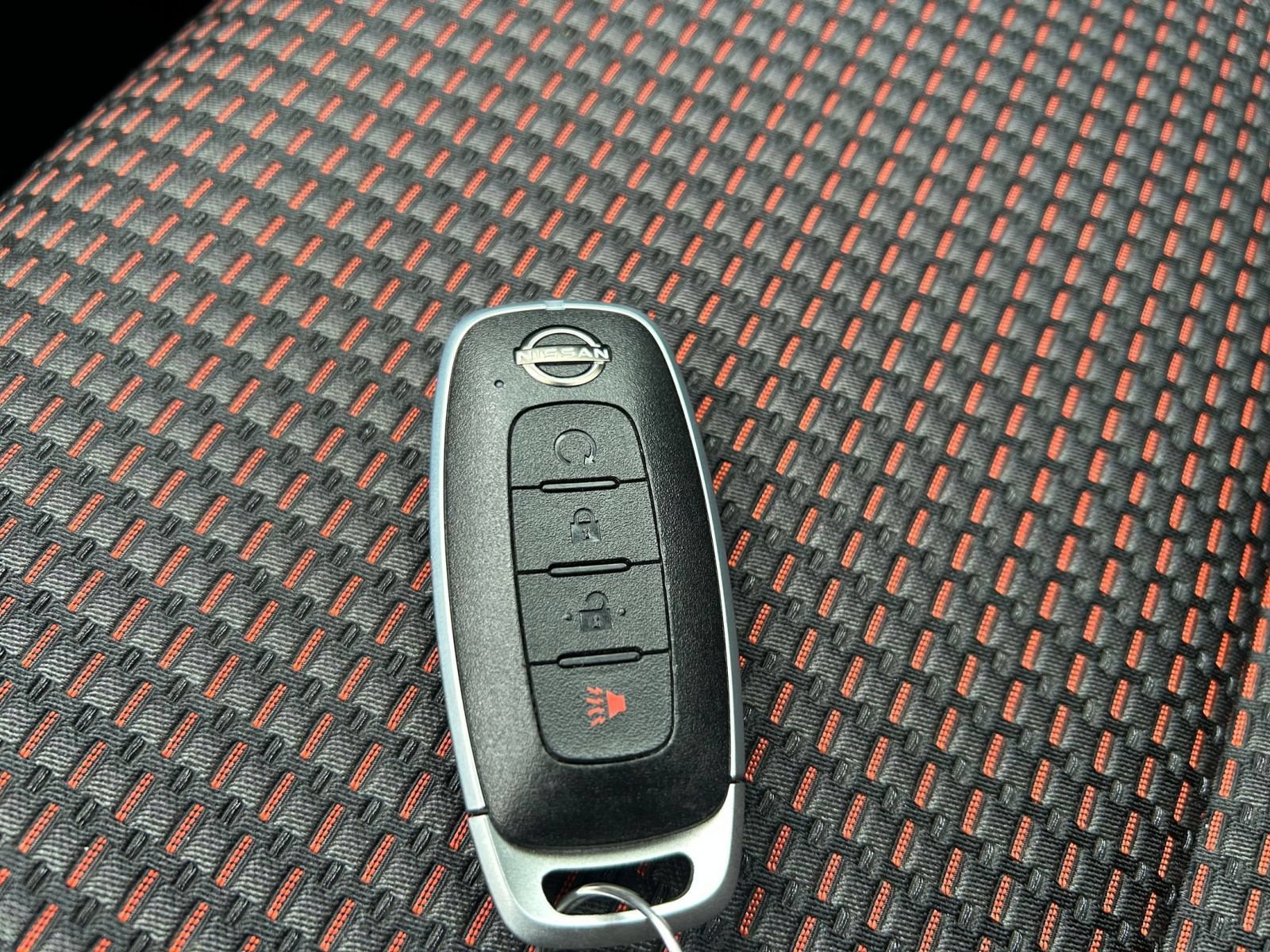 Used 2026 Nissan Kicks SR FWD image 20