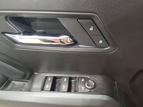 New 2026 GMC Canyon Elevation w/ Convenience Package image 28