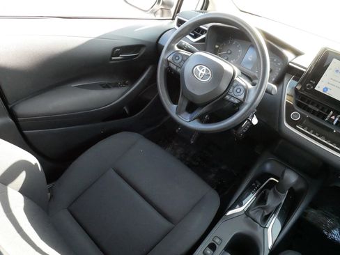 Certified 2024 Toyota Corolla LE image 9