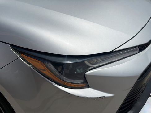 Used 2023 Toyota Corolla LE FWD image 33