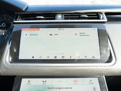 Used 2020 Land Rover Range Rover Velar R-Dynamic S image 24