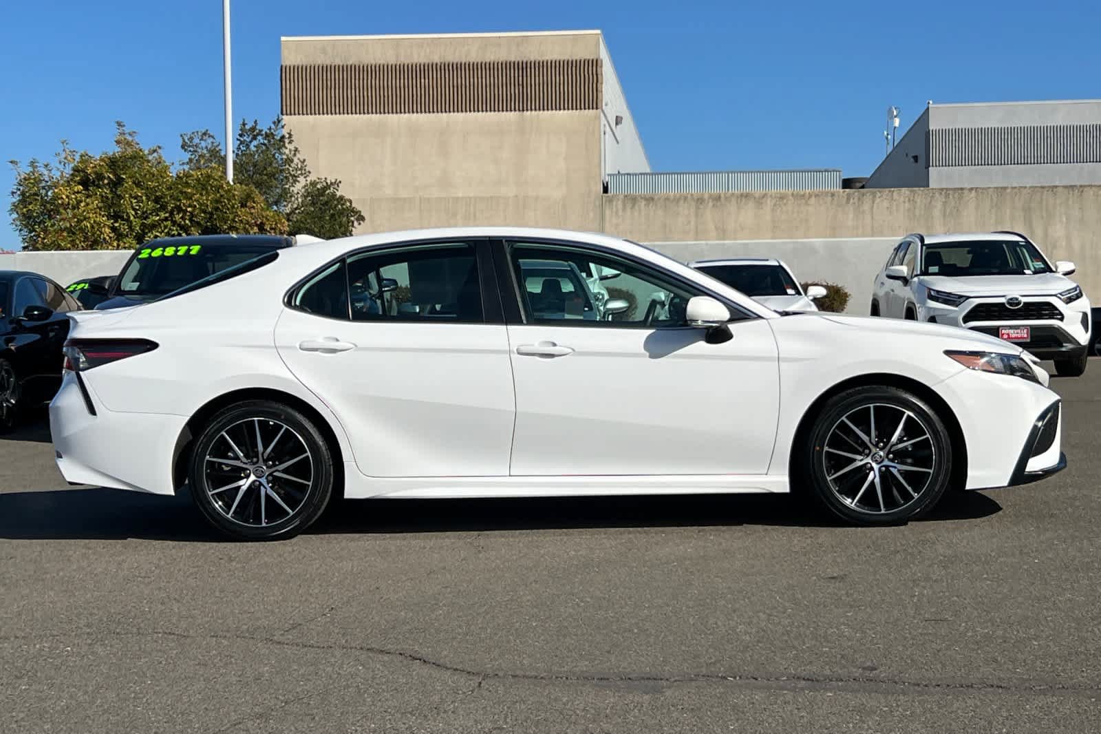 Certified 2024 Toyota Camry SE w/ Convenience Package FWD image 6
