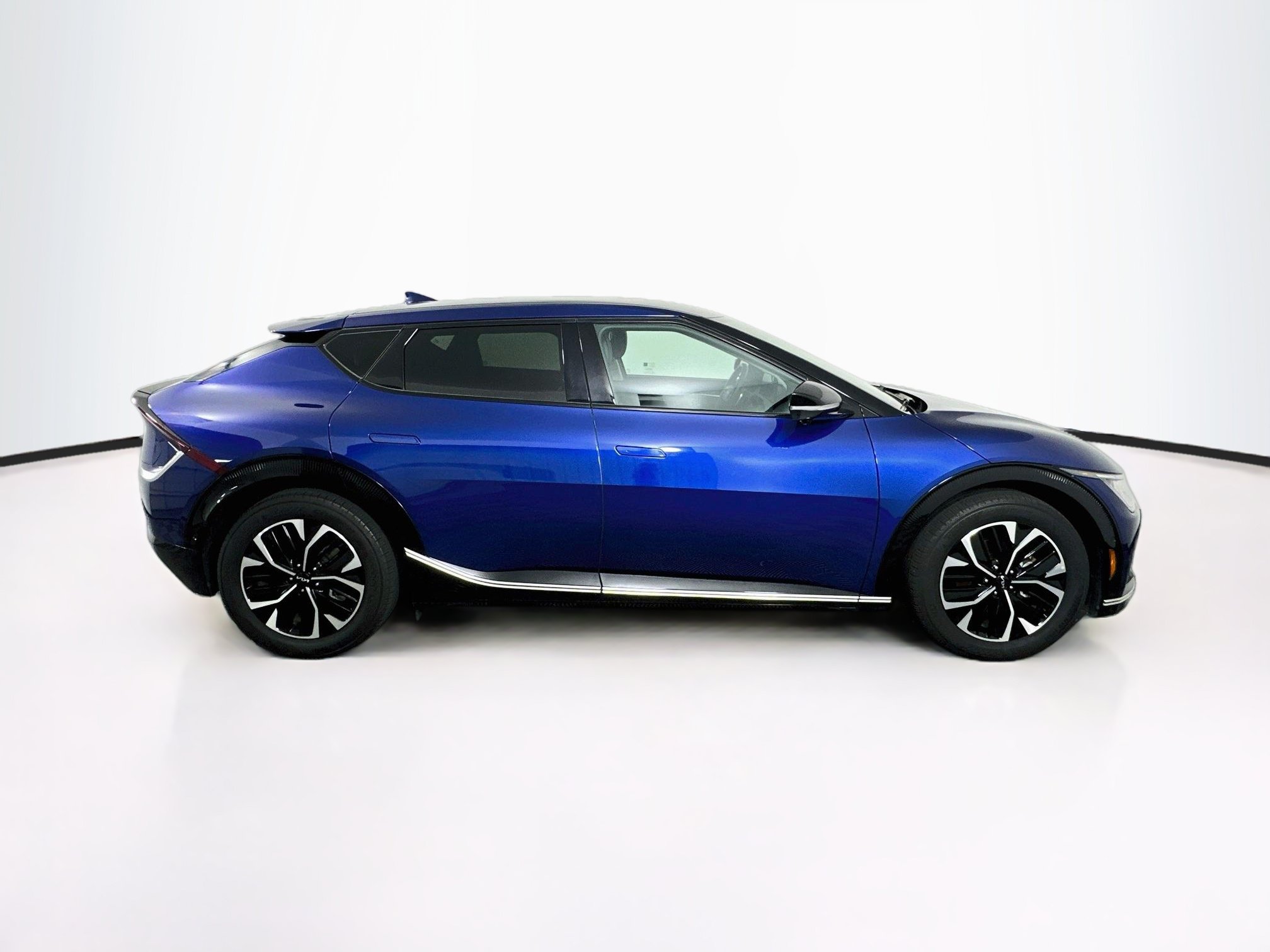 Used 2024 Kia EV6 Wind w/ Wind Technology Package RWD image 10